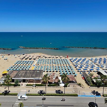 Montesilvano MarinaLa Terrazza Sul Mare公寓 外观 照片