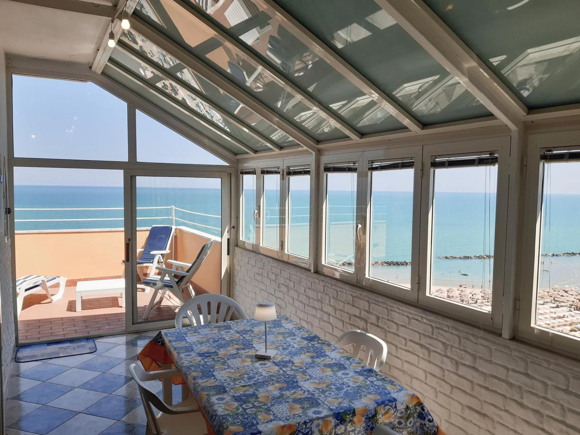 Montesilvano MarinaLa Terrazza Sul Mare公寓 外观 照片